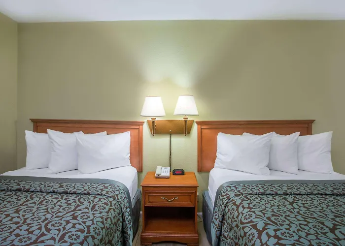 Days Inn By Wyndham Ormond Beach