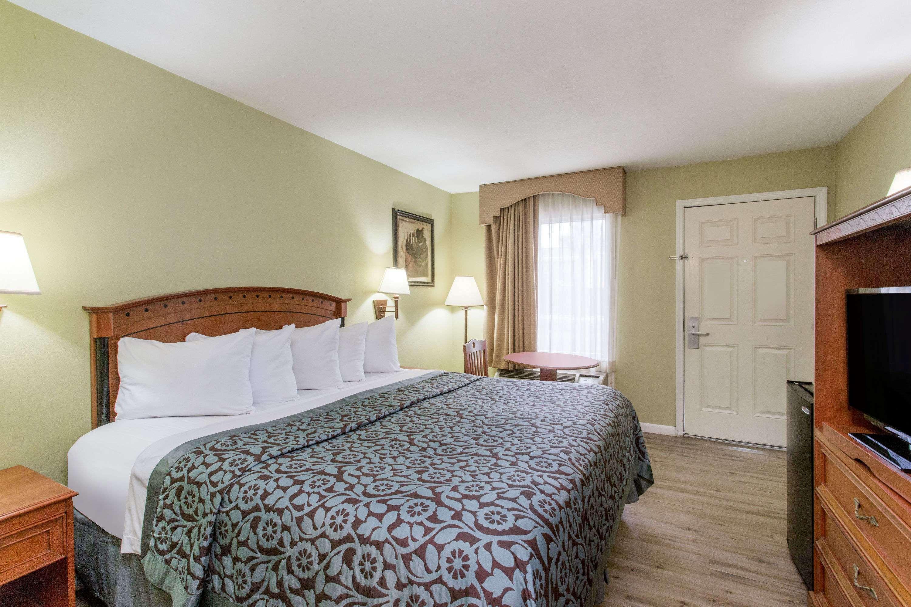 Days By Wyndham Ormond Hotel Ormond Beach